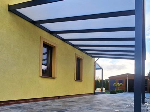 Realizacja 75 - wiata samochodowa 7x3,50m - Sieraków